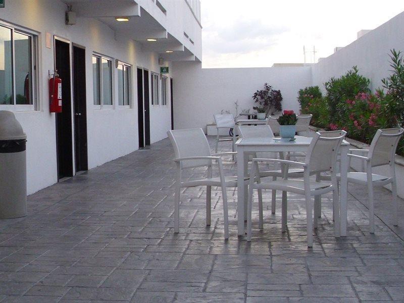 Hotel Del Sol Cancún Buitenkant foto