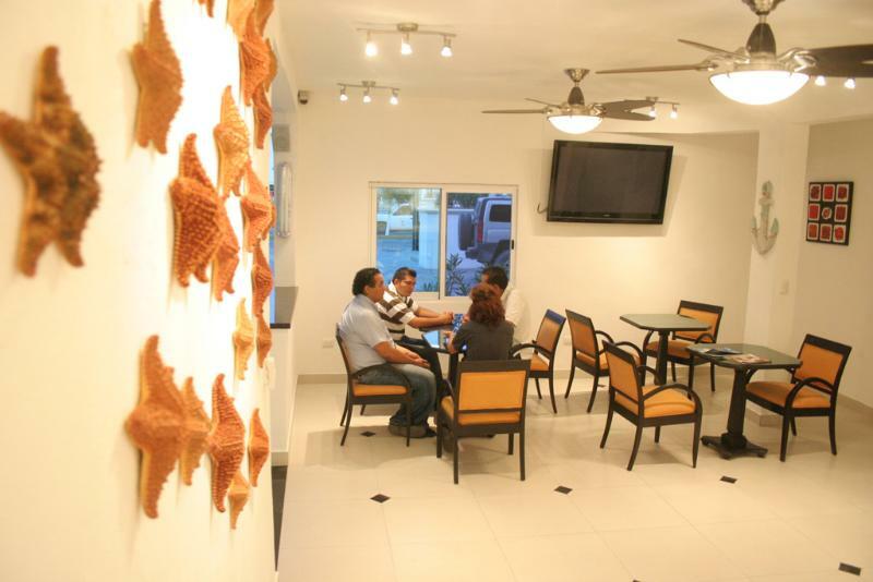 Hotel Del Sol Cancún Buitenkant foto